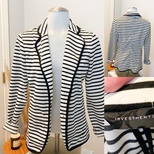Black + White Striped Blazer Size 6